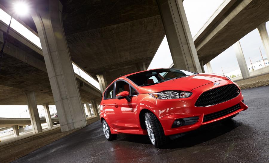  Ford Fiesta ST 2014 года  (US) (фото 8 из 78)